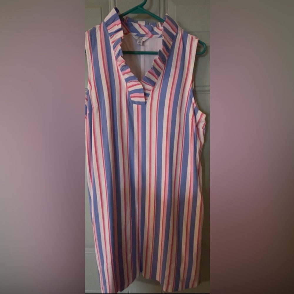 Crown & Ivy Casual Spring/Summer dress